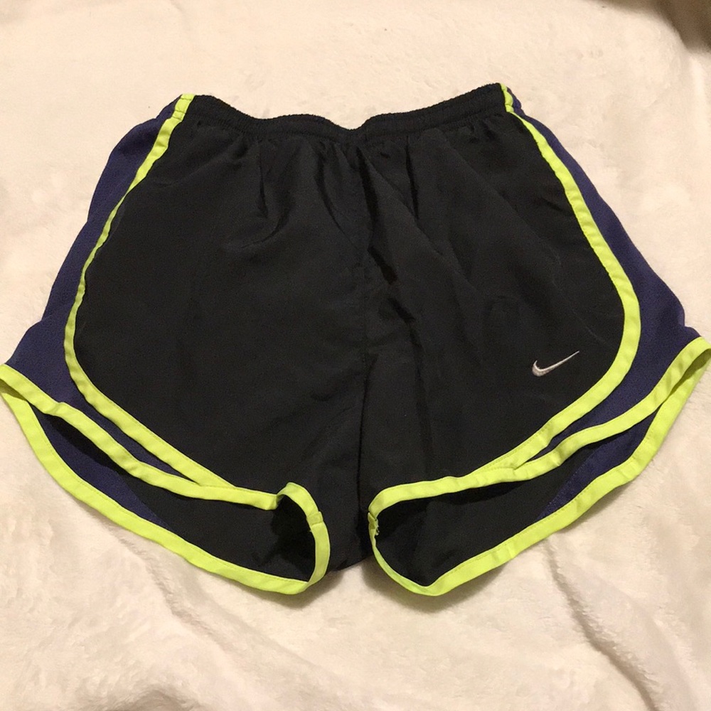 Running shorts